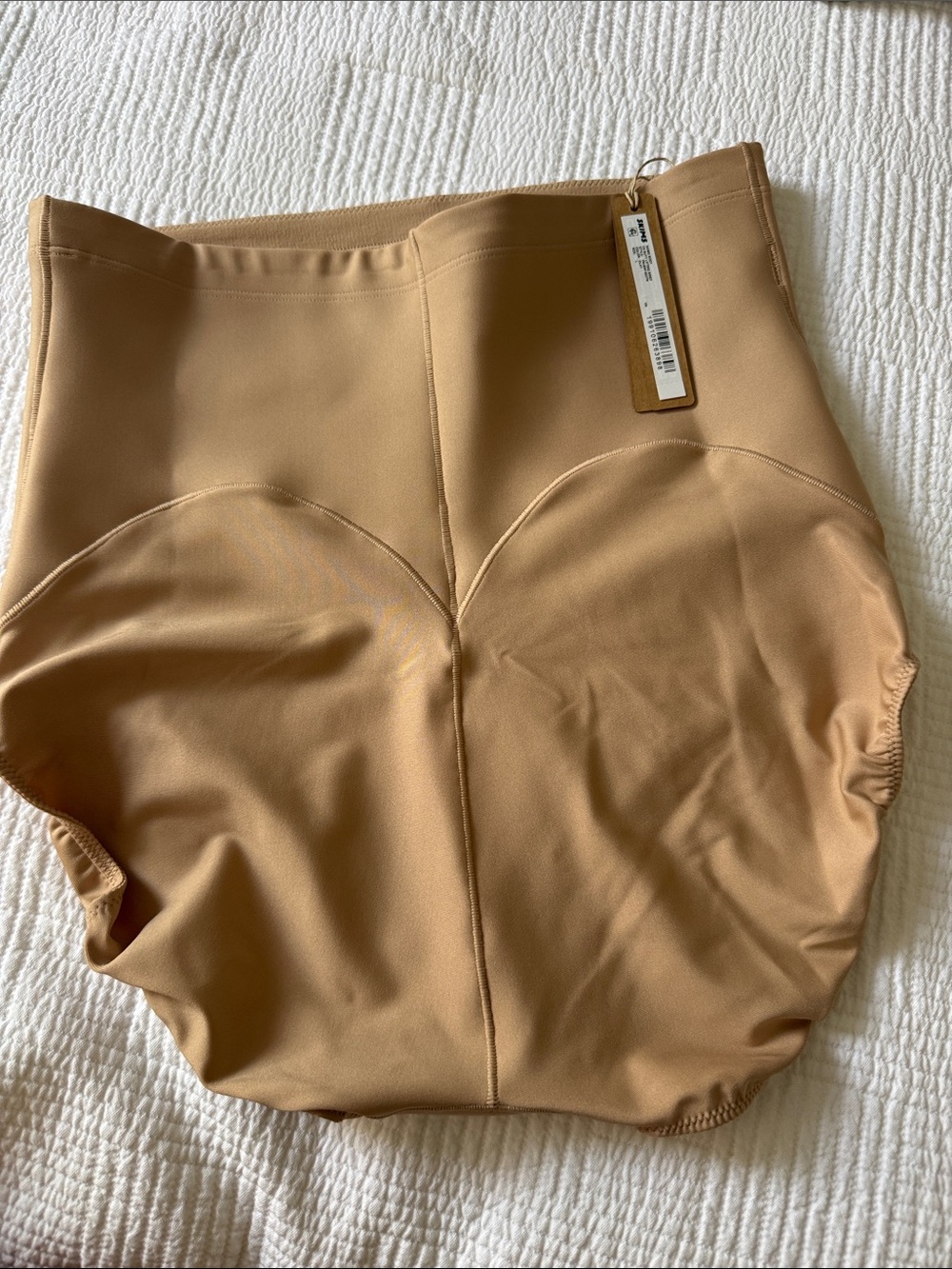 Skims High-Waist butt lifting!! Shapewear.